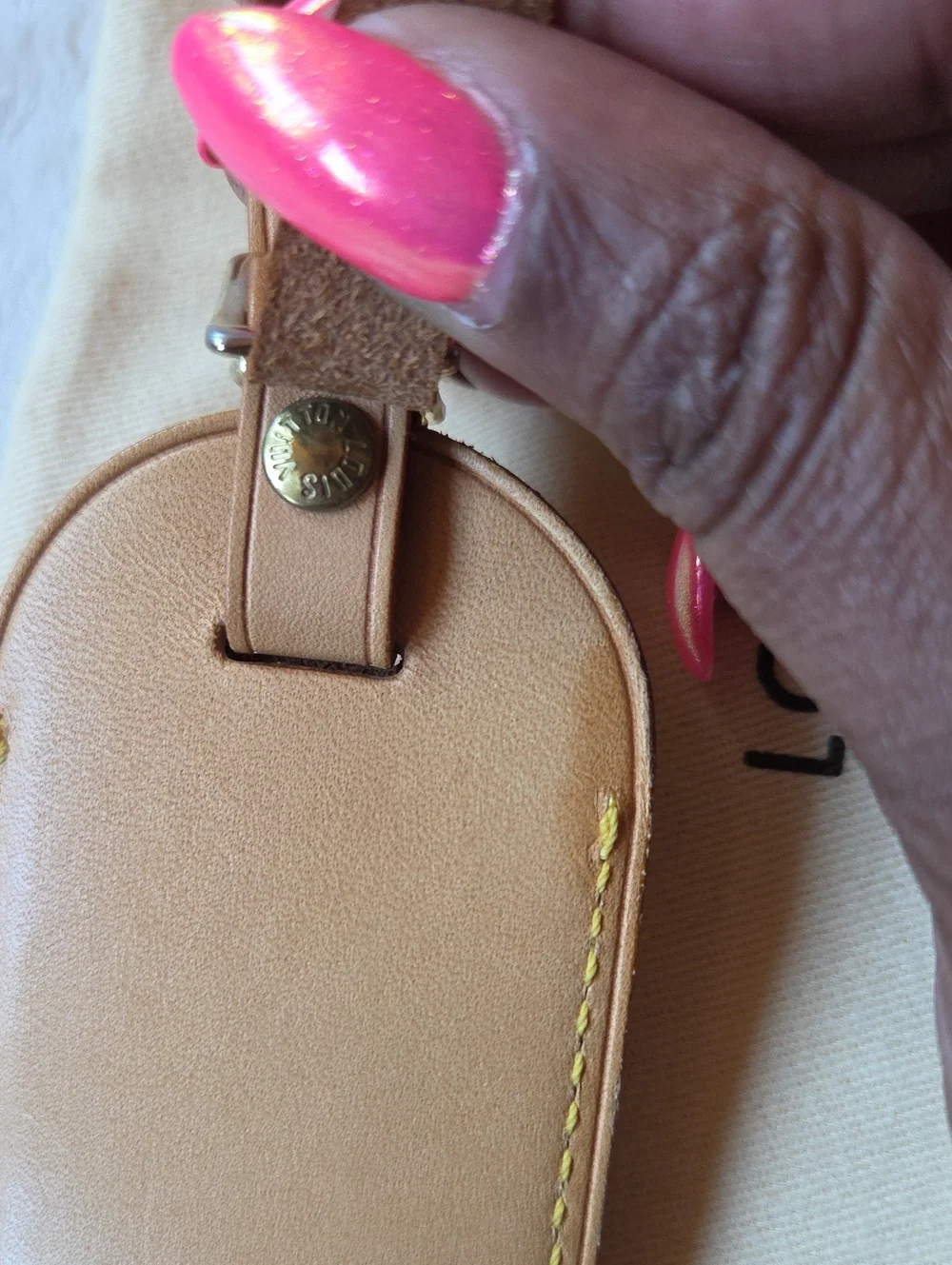 Louis Vuitton Vachetta Leather Luggage Tag in Natural Tan